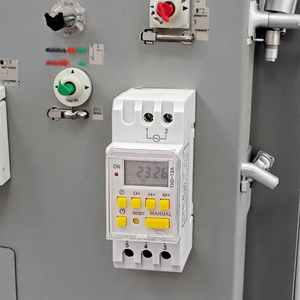 24VDC THC-15A Lập trình thời gian kiểm soát chuyển đổi 16amp kỹ thuật số hẹn giờ chuyển đổi với 16on & 16off chương trình Max Điện áp 220V - Product Image 1