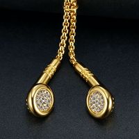 Hip Hop glacé diamant casque Pvd acier inoxydable Fine mode bijoux pendentifs colliers plaqué or 18K pour les femmes 2024