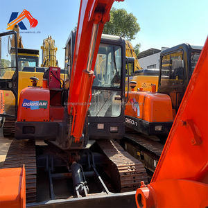 Mini Excavadora Usada Doosan DH55 de 5.5t de Corea en Buenas Condiciones, Motor y Caja de Cambios del 2022 - Product Image 2