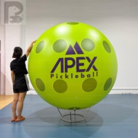 Ballon de pickleball gonflable géant de 1m, 2m, 3m avec logo personnalisé et LED lumineuses pour tournoi nocturne/publicité/marché de niche des clubs