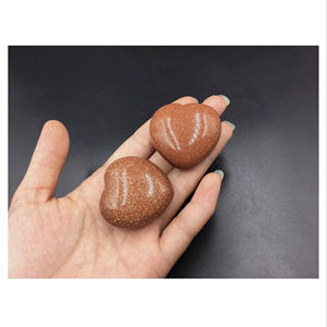 Lote al por mayor de cabujones de arenisca en forma de corazón hinchado, por peso, con diferentes formas y tamaños, utilizados para la fabricación de joyas. - Product Image 1