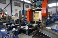 YJ-425CNC CE métallique circulaire scie CNC machine de coupe de fer d'angle