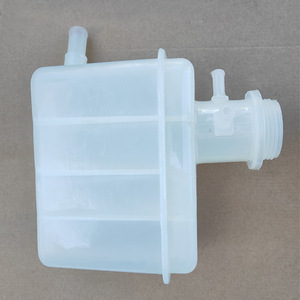 Réservoir d'expansion Wuling Hongguang à volume personnalisable pour remplacer et réparer les véhicules à transmission manuelle - Product Image 5