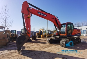 รถขุด Doosan DX225-9 มือสอง ปี 2023 ใช้งานเพียง 500 ชั่วโมง สภาพเหมือนใหม่ รถขุดตีนตะขาบ Doosan 225 เครื่องยนต์เกาหลีแท้ จัดส่งรวดเร็ว น้ำหนัก 22 ตัน - Product Image 3