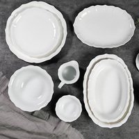 Assiette de présentation minimaliste Vaisselle en porcelaine Plats de campagne Ensemble de tasses à thé japonaises Assiettes à dîner pour buffet Assiettes de luxe modernes