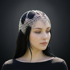 Adorno para el cabello de cadena de eslabones hecho a mano con cadena de metal plateada, ideal para festivales y escenarios. - Product Image 2