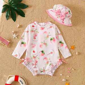 <span class=keywords><strong>Maillot</strong></span> <span class=keywords><strong>de</strong></span> <span class=keywords><strong>bain</strong></span> une pièce à manches longues pour bébé fille avec chapeau, imprimé fraises, protection anti-UV à volants, tenue <span class=keywords><strong>de</strong></span> plage pour nourrisson, vente en gros - Product Image 2