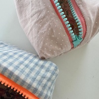 Pochette de maquillage matelassée brodée style bohème avec fermeture éclair, logo personnalisé, en coton, imprimé pailleté, durable pour les voyages des femmes