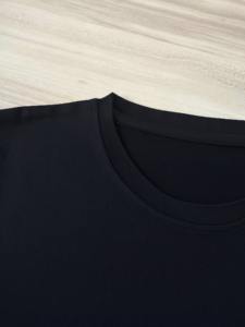 لوس أنجلوس إيست للجنسين. تي شيرت بطباعة كاليفورنيا بتصميم كلاسيكي من عام 1989، أبيض اللون، بأكمام قصيرة، مناسب للارتداء اليومي. - Product Image 3