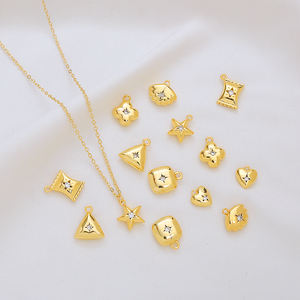 Ciondolo collana pentagramma cuore ciondolo zircone micro-set a doppia faccia pendente geometrico in ottone placcato oro 18 carati - Product Image 1