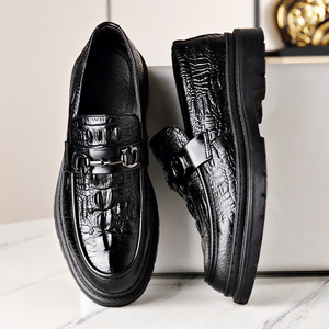 Mocassins en cuir de crocodile marron pour hommes, semelle souple, chaussures de conduite élégantes, style décontracté pour jeunes - Product Image 2