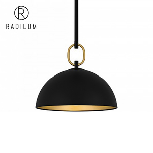 Lampada a Sospensione Moderna, Decorazione Nordica per Cucina, Paralume a Cupola in Metallo Nero Opaco, Asta LED con Collegamenti in Ottone, Lampada Industriale Sospesa - Product Image 1