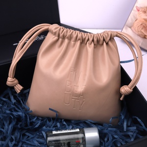 Sac de rangement étanche en cuir PU souple avec cordon de serrage pour téléphone portable et écouteurs, fabriqué par ODM Factory - Product Image 2