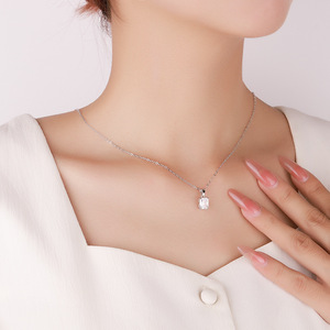 Collier en argent sterling S925 avec pendentif en moissanite <span class=keywords><strong>de</strong></span> 1 carat (5,5 mm) <span class=keywords><strong>de</strong></span> forme carrée princesse pour femme, bijoux fins, <span class=keywords><strong>cadeau</strong></span> - Product Image 2