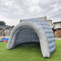 Dôme igloo gonflable mobile de 5 m de diamètre en tissu Oxford blanc résistant à l'eau avec éclairage LED pour fêtes nocturnes en extérieur