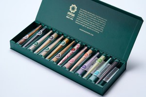 Papel de Liar Personalizado OEM, Tamaño King Size Slim, Paquetes al por Mayor, Pulpa de Madera de Cáñamo sin Blanquear, Suministro de Fábrica - Product Image 1