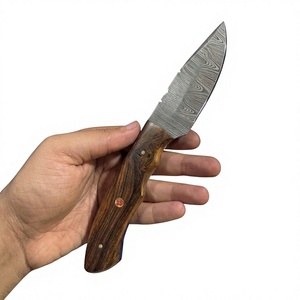 Couteau à lame fixe en acier Damas avec manche coloré, personnalisable pour la chasse, le camping et la survie - Product Image 2
