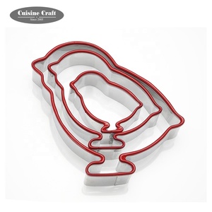 Ensemble de découpoirs à biscuits en acier inoxydable personnalisé LFGB, motif de Noël, pain d'épices, flocon de neige, avec bord en silicone - Product Image 5