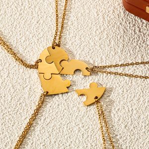 Set di Collane Puzzle a Cuore con Nome Personalizzato per <span class=keywords><strong>6</strong></span> <span class=keywords><strong>Amici</strong></span>, Gioielli dell'Amicizia in Acciaio Inossidabile 316L Placcato Oro 18K PVD Impermeabile - Product Image 5