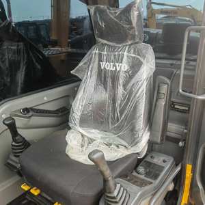 Excavatrice utilisée par Offre Spéciale de KOMATSU PC240LC en composants de moteur et de noyau de Volvo en excellent état pour des projets de construction - Product Image 4