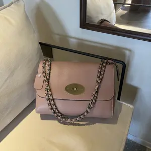 Designer 2023 New Designer Luxury Metal Chain Underarm Handbags Shoulder Crossbody Bag For Women