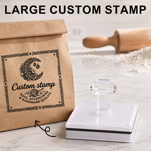 Grande <span class=keywords><strong>Tampon</strong></span> Encreur Carré Personnalisé 100x100mm avec Poignée en Cristal, Logo d'Entreprise Personnalisé pour Sac Kraft, Boîte Cadeau, Marquage Commercial - Product Image 1
