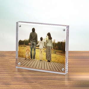 Nam châm mạnh mẽ đứng Khung ảnh 4x4 inch <span class=keywords><strong>plexiglass</strong></span> khung ảnh từ <span class=keywords><strong>Acrylic</strong></span> hình vuông khung 4x4 - Product Image 5