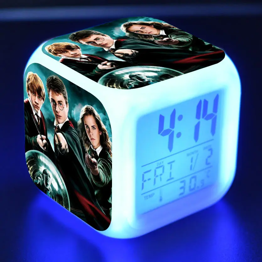 CE ROHS – horloge numérique de bureau personnalisée, Design à couleur changeante, Sublimation vierge, pas cher, petite horloge Led avec cadre
