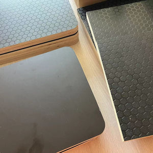 <span class=keywords><strong>ไม้</strong></span>อัดป็อปลาร์จีน ลินยี่ ขนาด 4x8 มม. หนา 12-18 มม. สีดำ WBP  <span class=keywords><strong>แผ่น</strong></span><span class=keywords><strong>ไม้</strong></span>อัดเคลือบฟิล์ม<span class=keywords><strong>กัน</strong></span>ลื่น คุณภาพชั้นหนึ่ง ได้รับการรับรองมาตรฐาน E0 รับประ<span class=keywords><strong>กัน</strong></span> 3 ปี - Product Image 4