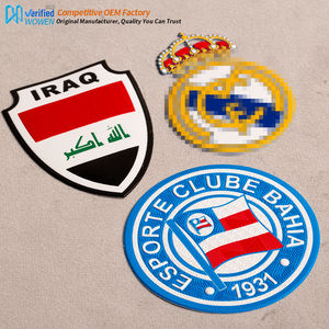 Parche de Tpu ropa personalizada ropa deportiva Logo hierro en parches 3D Pvc para camiseta Etiqueta de transferencia de calor personalizada - Product Image 3