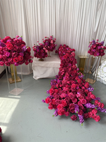 Nouvelle conception IFG : Décoration de table de mariage, chemin de fleurs en cascade de roses fuchsia de 8 pieds