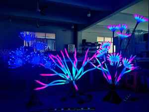 Lámpara Decorativa LED de Fantasía Mágica de 1 Metro de Altura en Morado y Azul con Material de PVC para Jardín y Paisaje - Product Image 1