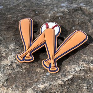 Patchs en PVC souple 3D personnalisés de haute qualité avec logo de baseball, à coller avec du ruban adhésif 3M, à thermocoller, à crochets et boucles, pour vêtements - Product Image 1