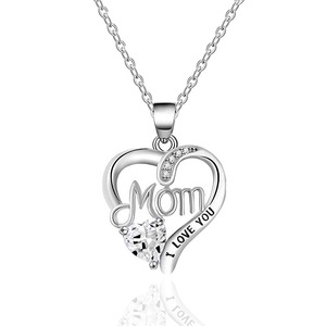 Collana con Ciondolo a Cuore 'Mamma Ti Amo' in Acciaio Inossidabile con Zirconia Cubica Placcato in Rodio, Regalo per Donne - Product Image 1