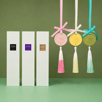 Ornement suspendu en plâtre parfumé personnalisé avec pompon et boîte cadeau, Pierre aromatique à marque privée, Désodorisant de voiture pour cadeaux d'événements d'entreprise