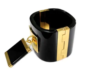 Modefabrik Großhandel Damen Kristall Kupfer Armbänder schwarz Gold Acryl-Medenkäse Armreif Acetat-Manzelle Harz-Halterung