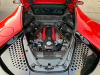 Ferrari SF90 Aksesori Otomotif gaya OEM Kit bodi serat karbon kering suku cadang otomotif Kit Interior mesin untuk SF90