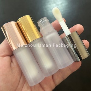 ISMAN Vente en gros Tube de brillant à lèvres rond 6ml avec capuchon Gun Metal Gold Rose Gold, applicateur à grande brosse, flacon pour huile à lèvres et correcteur, logo personnalisé - Product Image 4