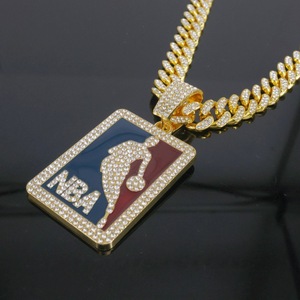 Nouveau Collier Pendentif Hip-Hop Tendance en Zircon avec Chaînes en Laiton Plaqué Or pour Hommes - Style Punk/<span class=keywords><strong>Rap</strong></span> (Vente en Gros Fabricant) - Product Image 5