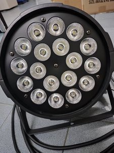 Luz LED de haz largo de 18*10W con control DMX512/activación por sonido RGBW para fiestas/bares/discotecas/conciertos/espectáculos - Product Image 4