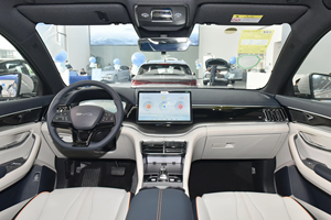 BYD 송 플러스 2023 DM-i 110km 플래그십 플러스 1.5 PHEV FWD 초장거리 저유지비용 인기 판매 - Product Image 4