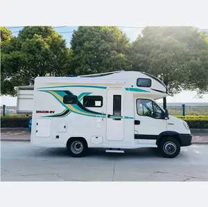 Nhà máy ánh sáng trọng lượng thiết kế 6 người cắm trại Caravan sang trọng iveco RV Motorhome