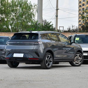 รถยนต์ Lynk & Co 06 เบนซิน SUV ยี่ห้อ Geely รถยนต์ใช้น้ำมัน รถยนต์ SUV ขนาดกะทัดรัด 1.5TD สมรรถนะสูง รถยนต์อัตโนมัติ SUV  ค่ามัดจำ - Product Image 4