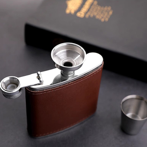Fiaschetta Portatile da 6/8/9oz in Acciaio Inossidabile Rivestita in Pelle Marrone per Alcol e Whisky, Regalo per Uomo A020 - Product Image 2