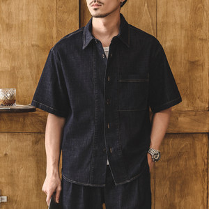 Camicia in denim preppy vintage stile americano da uomo, a maniche corte, estiva, streetwear, anti-piega, vestibilità ampia, lavaggio medio - Product Image 1