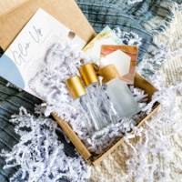 Autocollant de parfum cosmétique personnalisé, bouteille en Aluminium vinyle doré, Logo privée, étiquette imprimée, personnalisé, 50 pièces