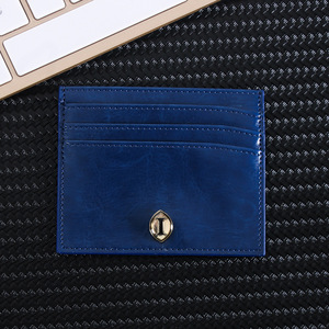 Porte-cartes <span class=keywords><strong>de</strong></span> visite en PU <span class=keywords><strong>de</strong></span> qualité hôtelière, couleur unie, sans fermeture, portable, boîte cadeau publicitaire, vente en gros, pour cartes d'identité, VIP et usage en chambre d'hôtel - Product Image 6