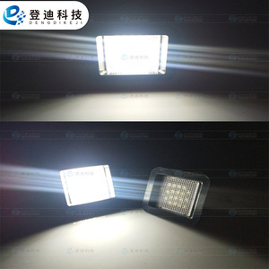 Luz LED Blanca para Placa de Matrícula Ford F150, 12V PZ085, para Sistemas de Iluminación de Camionetas a partir de 2015 - Product Image 2