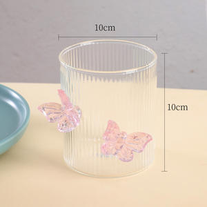 Set di Calici da Vino Eleganti con Fiocco Personalizzati, Bicchieri in Cristallo Fatti a Mano per Vino Rosso, Cocktail e Latte a Casa - Product Image 4