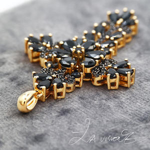 Colgante de la Serie Counterattack, de Aleación Vintage con Incrustaciones de Plata 925 y Cristales de Estrás, Unisex - Product Image 3